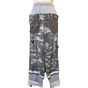 Unisex Upcycled Camouflage Cargo Sweat Pants y2k camo size Small